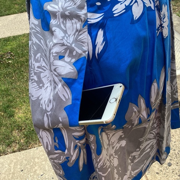 Donna Ricco woman’s blue and gray Hawaiian print dress size 6 adorable~pockets - Picture 5 of 11